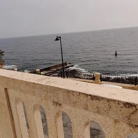 Excellent Views شقة